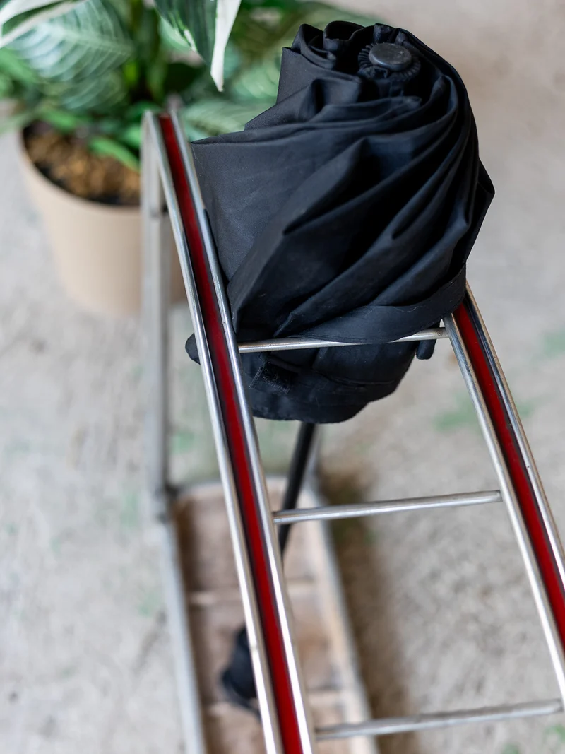 Alix, le range parapluie en métal N°1176