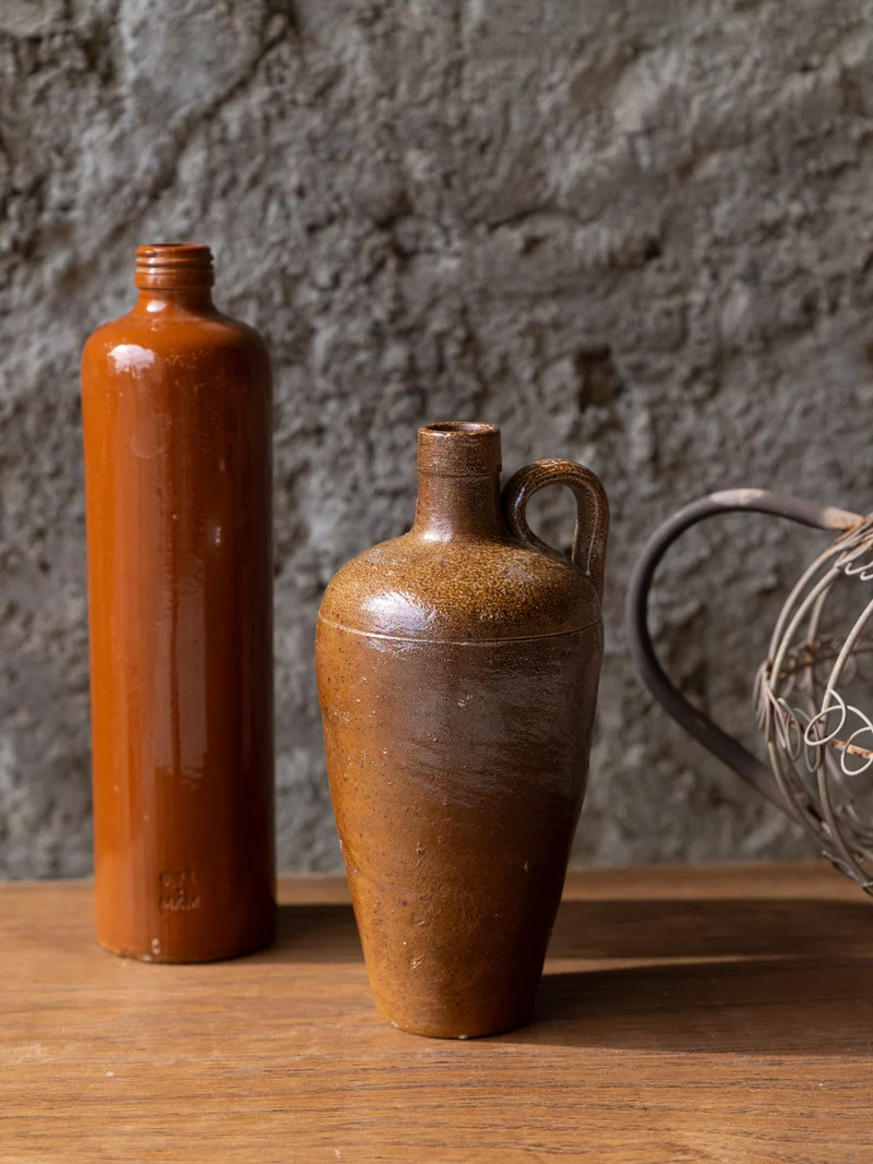 Alix, le lot de deux bouteilles en grès N°1174