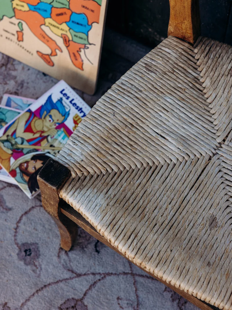 Marcus, le fauteuil pour enfant en paille de cannage N°343