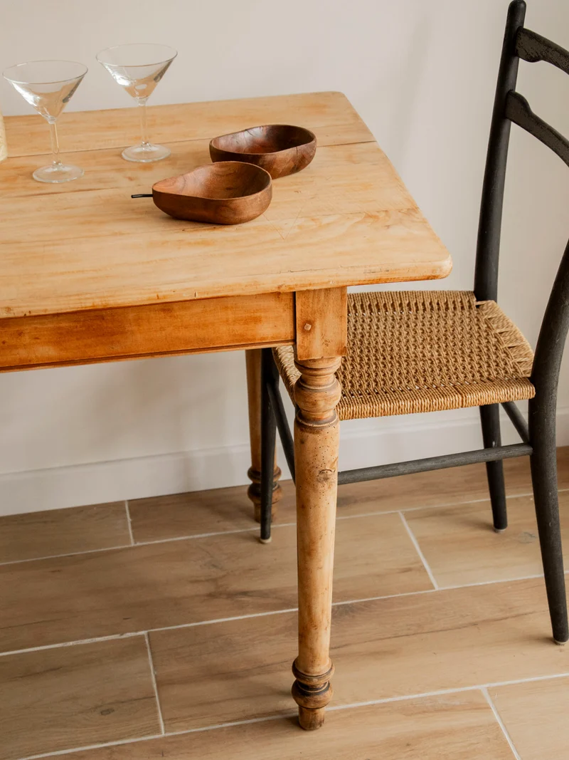 Romy, la table à manger de ferme rustique N°1489