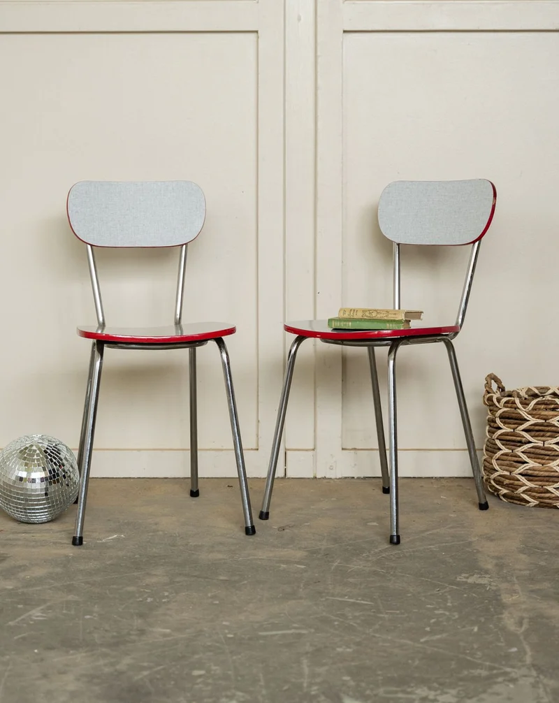 Alma, la paire de chaises en formica N°1988