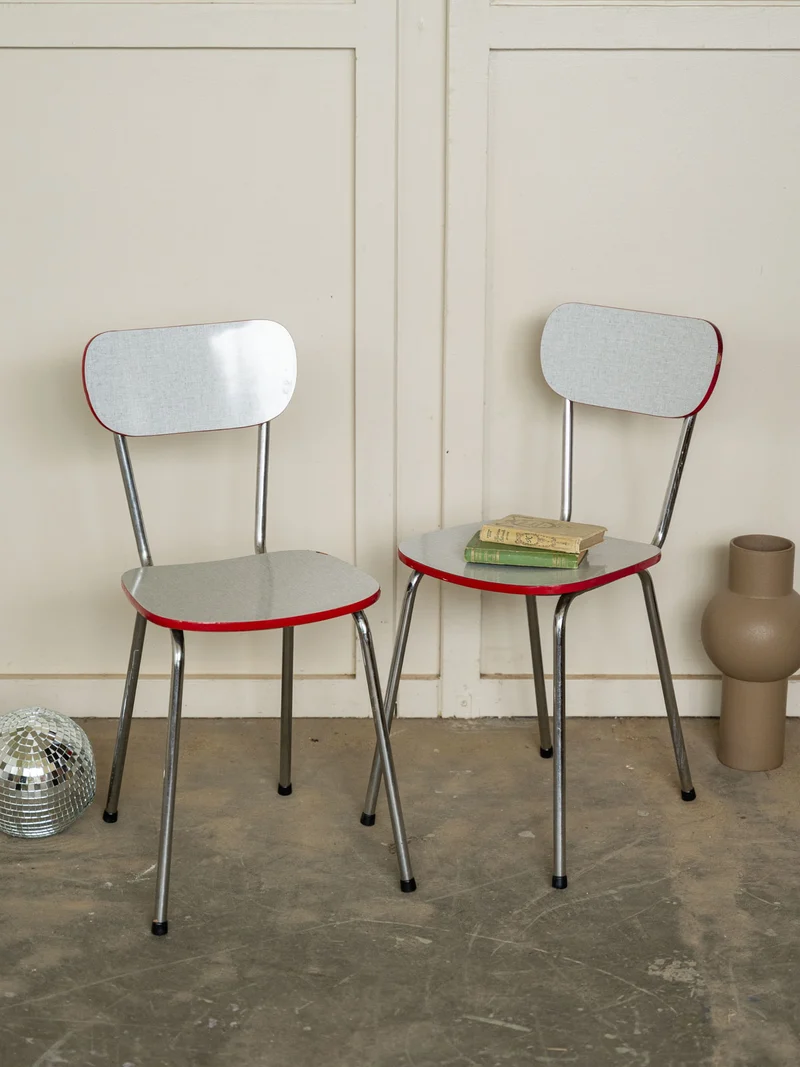 Alma, la paire de chaises en formica N°1988