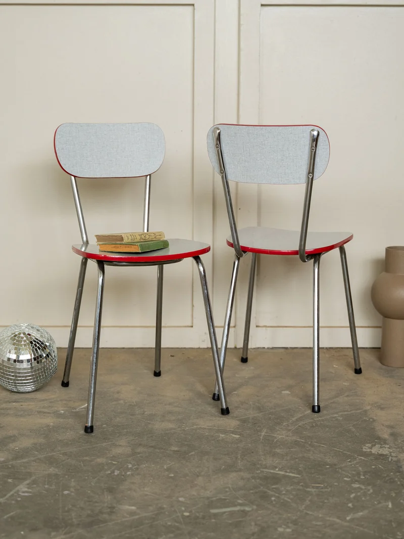 Alma, la paire de chaises en formica N°1988