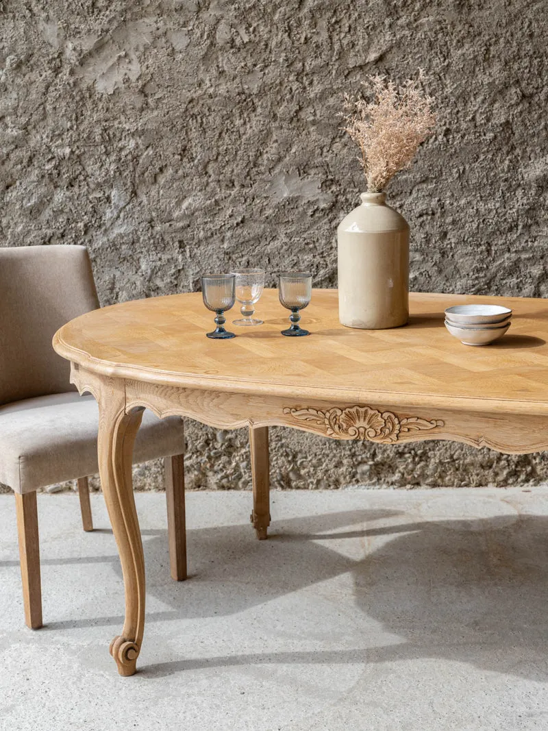 Romy, la table à manger en bois massif et son plateau en marqueterie N°1547