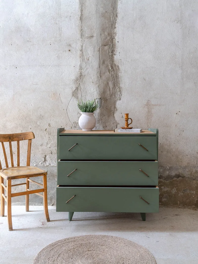 Olga, la commode vintage en bois vert N°1100