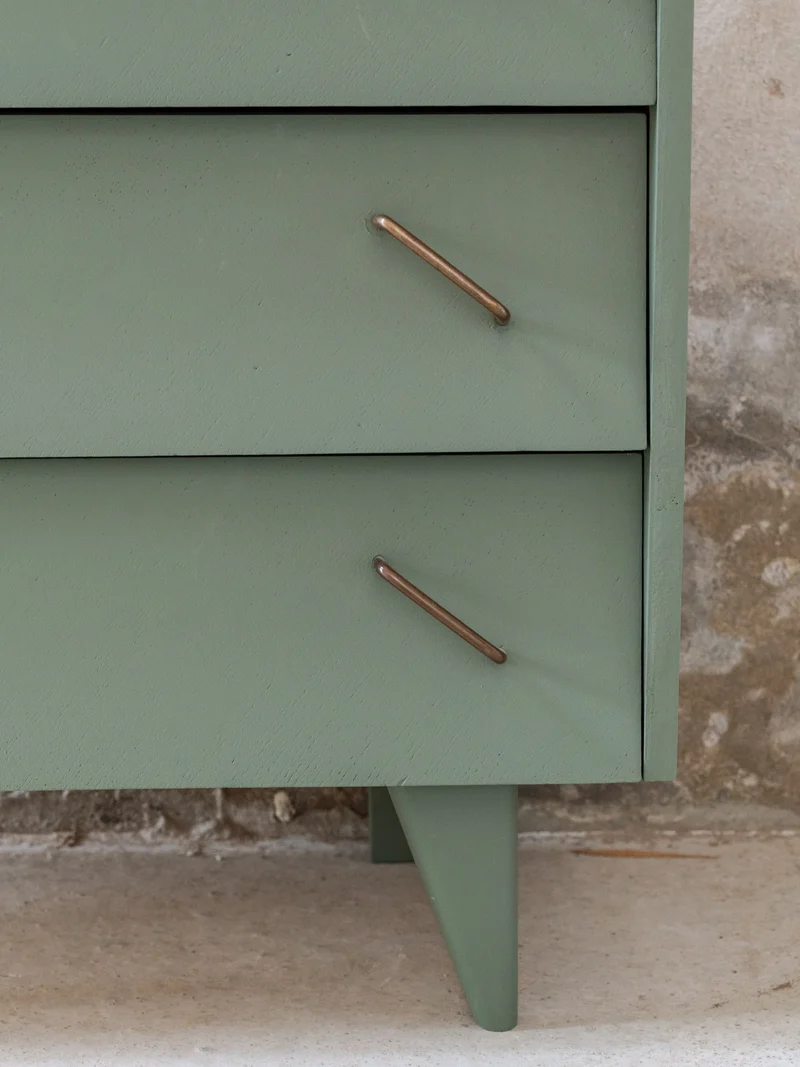 Olga, la commode vintage en bois vert N°1100
