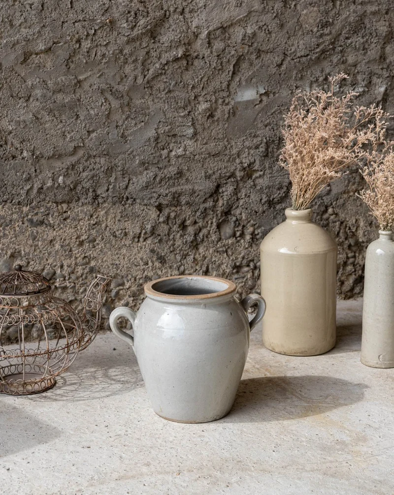 Alix, le pot en terre cuite émaillée gris clair N°1172