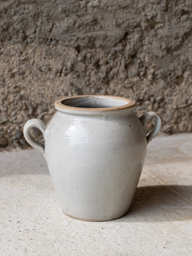 Alix, le pot en terre cuite émaillée gris clair N°1172