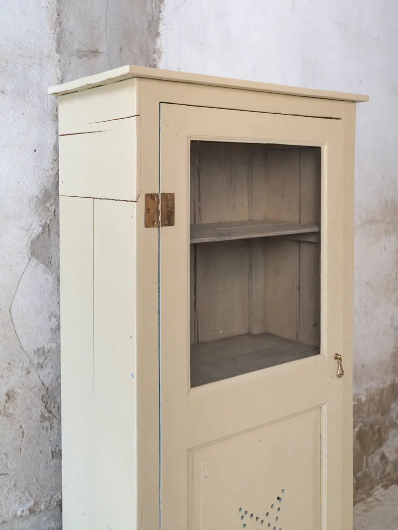 Blandine, la bonnetière en bois beige à porte grillagée N°518