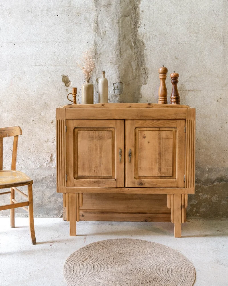 Gilbert, le petit buffet Art déco en bois clair N°1875