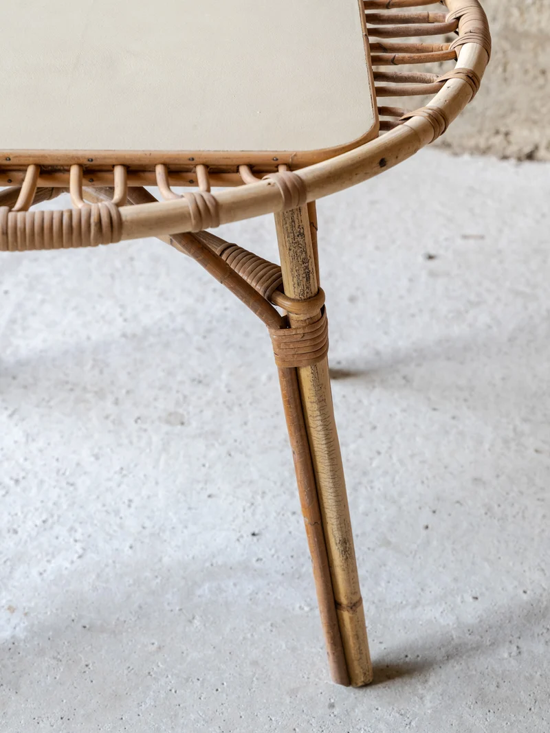 Léonie, la petite table basse ronde en rotin beige N°1167