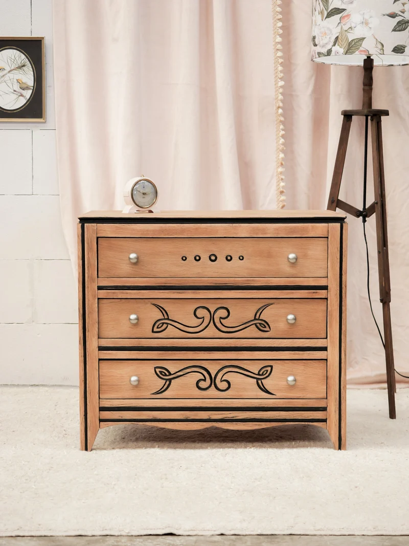 Olga, la commode en bois et motifs N°1096