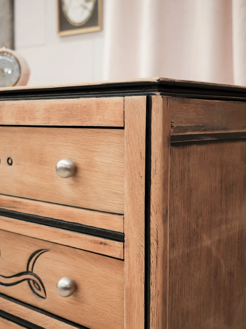 Olga, la commode en bois et motifs N°1096