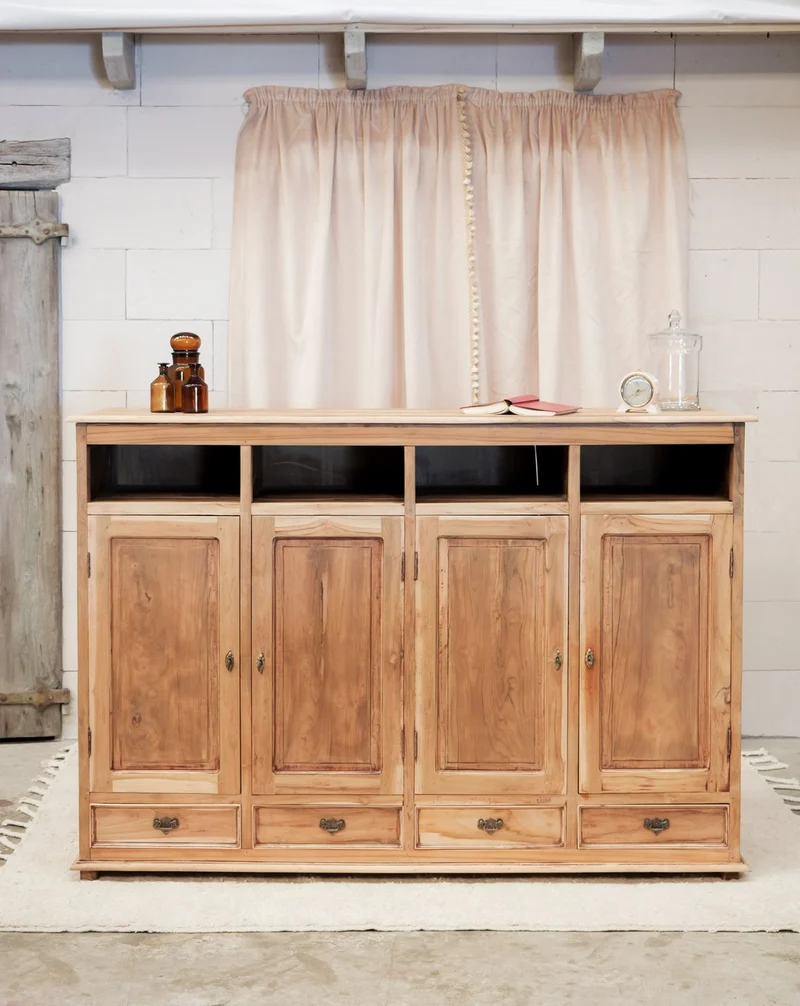 Margaret, la grande enfilade en bois patiné N°768