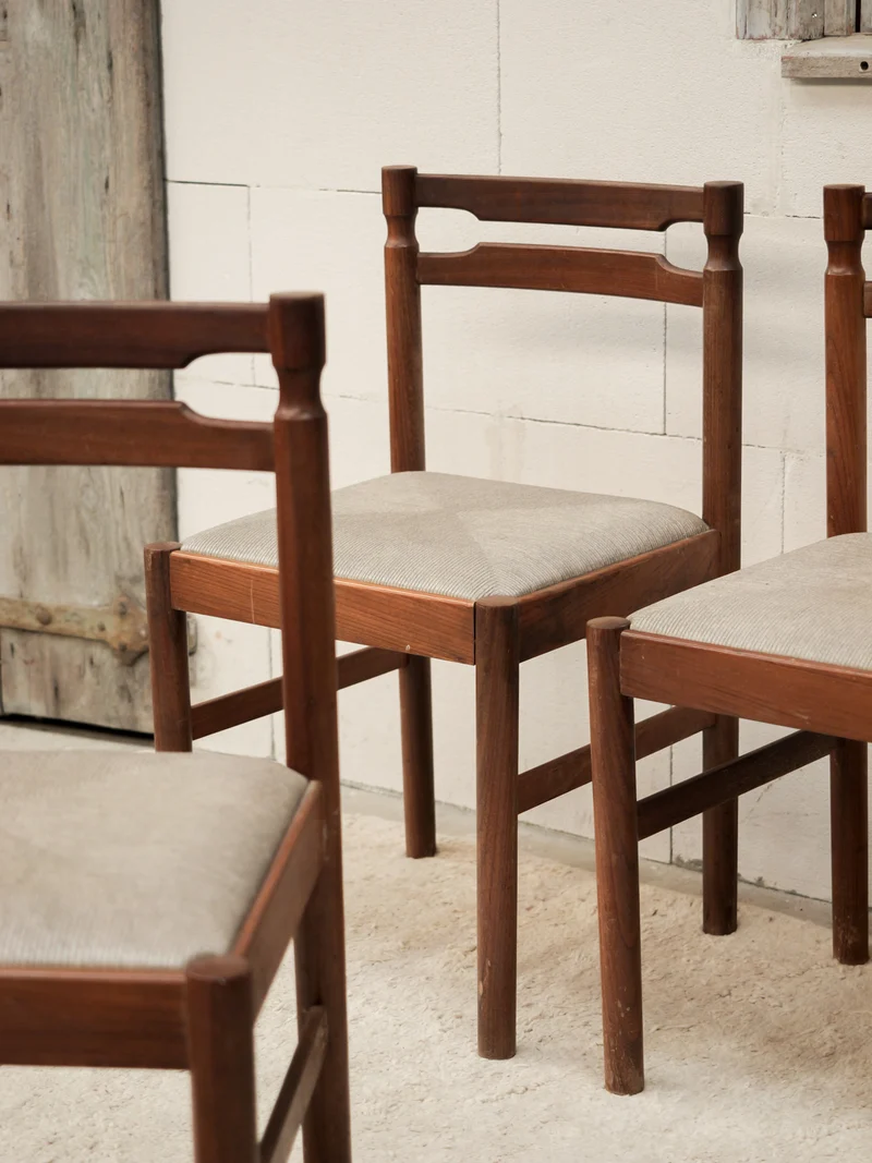 Alma, le lot de 4 chaises grises N°1975