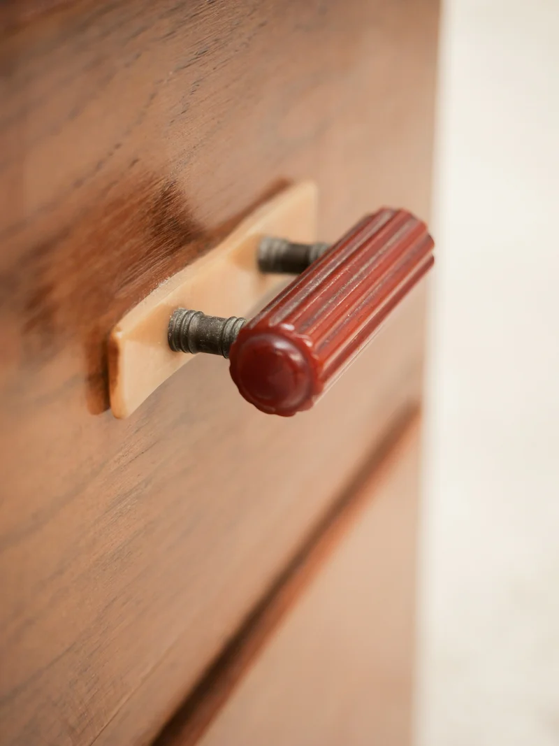 Odile, la table de chevet en bois N°1558