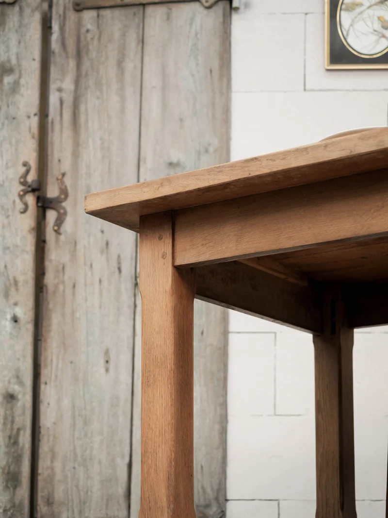 Romy, la table à manger rectangulaire en bois N°1543