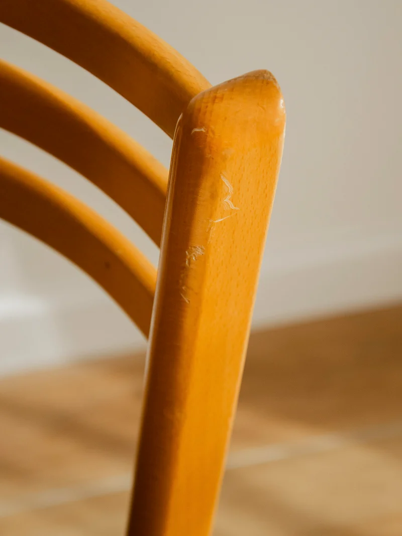 Alma, le lot de 4 chaises aux lignes épurées N°1866