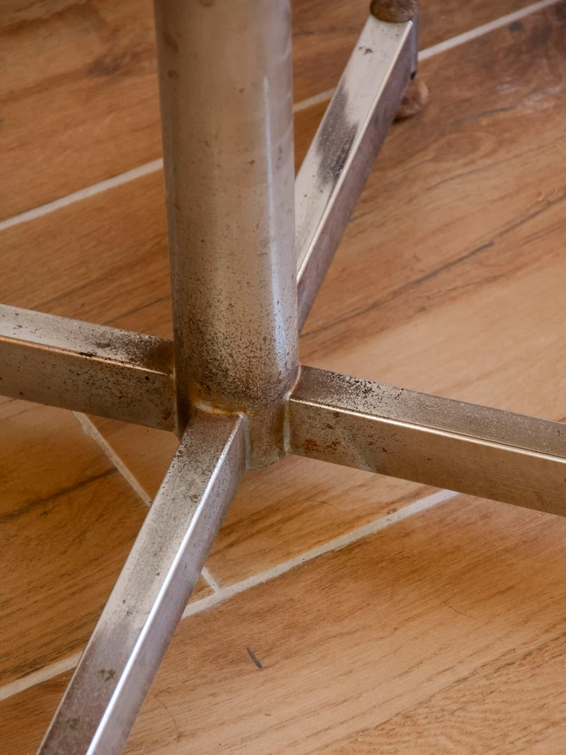 Karla, la table à manger en formica à rabats N°1267