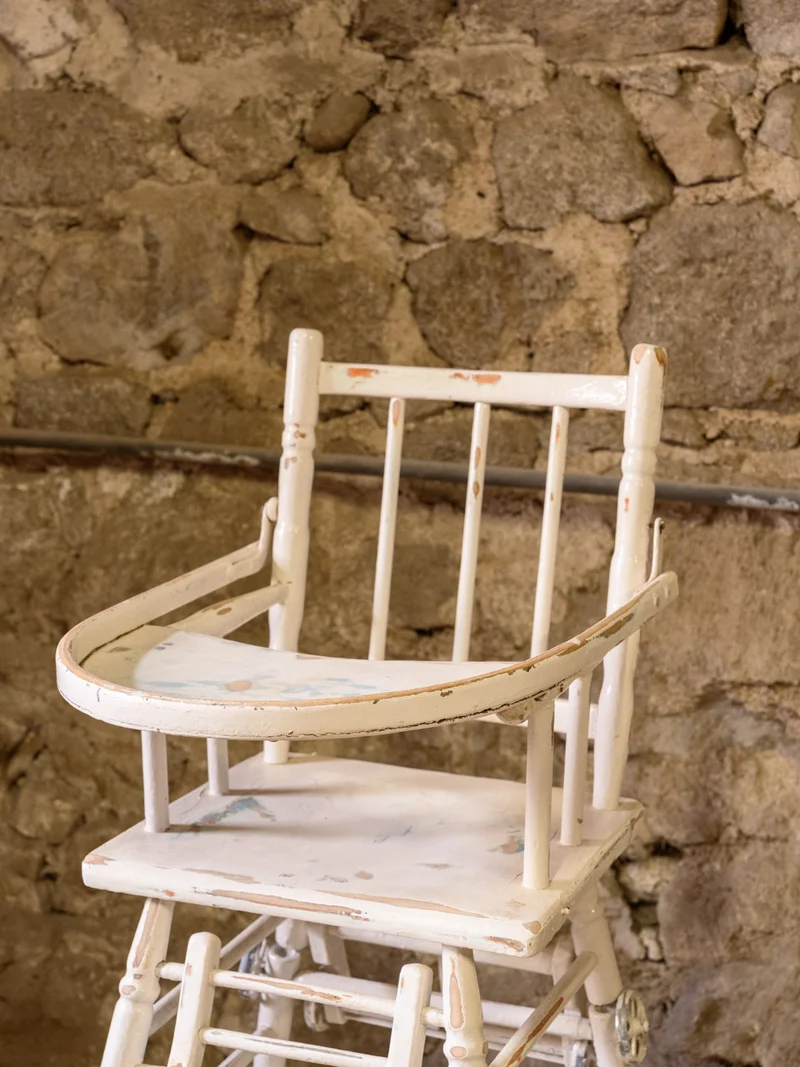 Ernestine, la chaise pour enfant en bois blanc N°1343