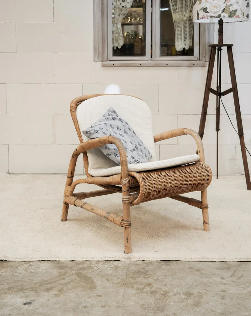 Ernest, le fauteuil en osier N°1605