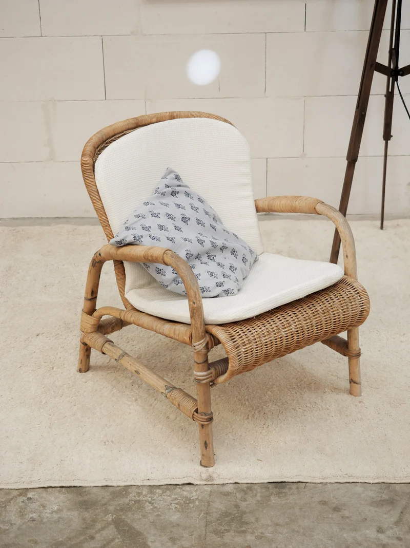 Ernest, le fauteuil en osier N°1605