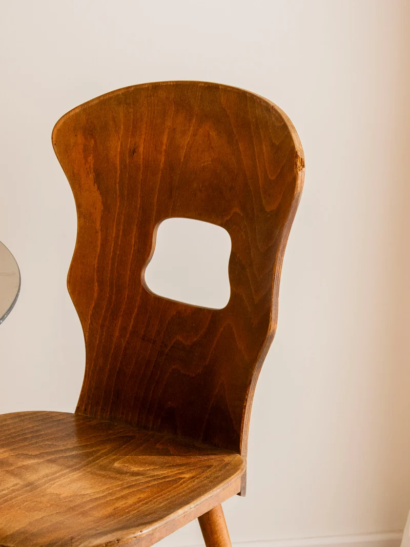 Alma, la chaise scandinave en teck N°1941
