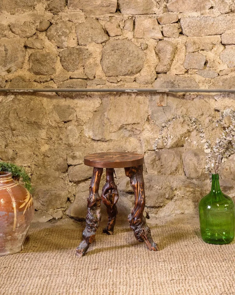 Regis, le tabouret en bois N°1559