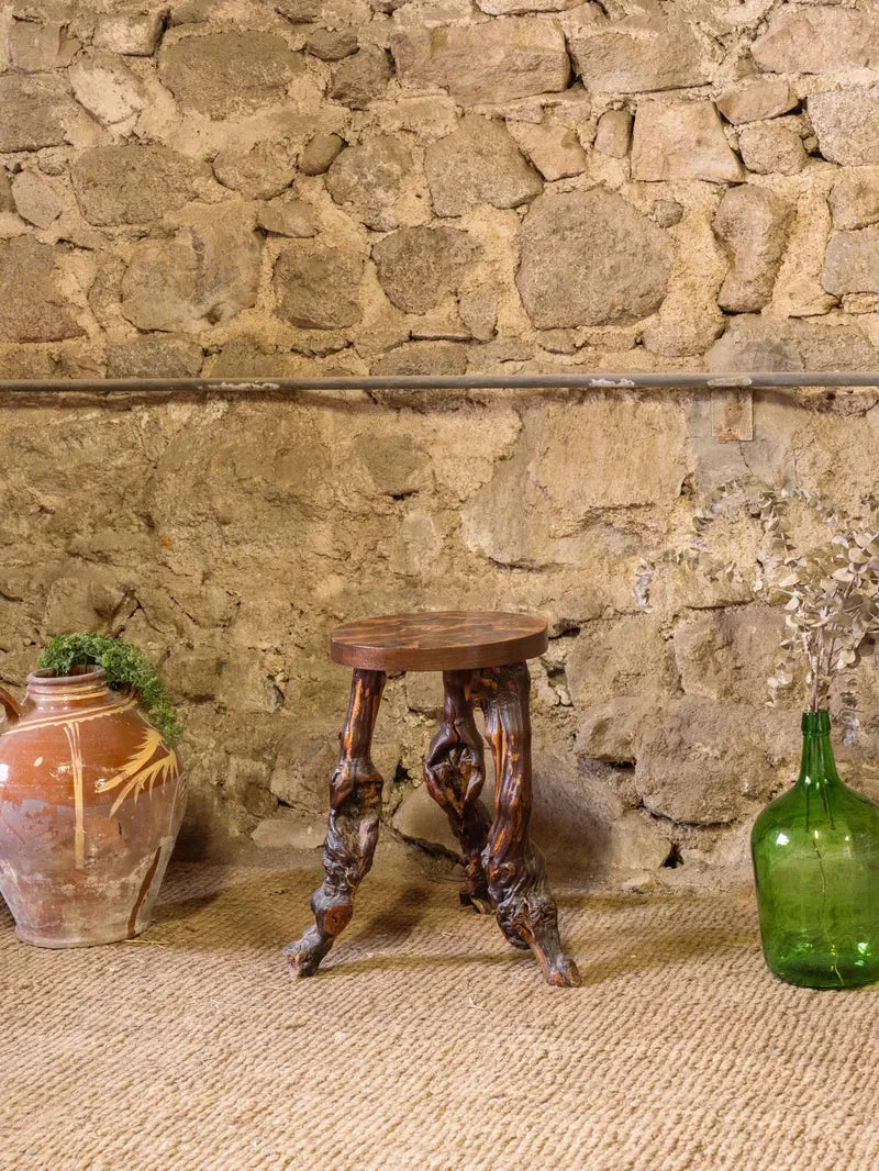 Regis, le tabouret en bois N°1559
