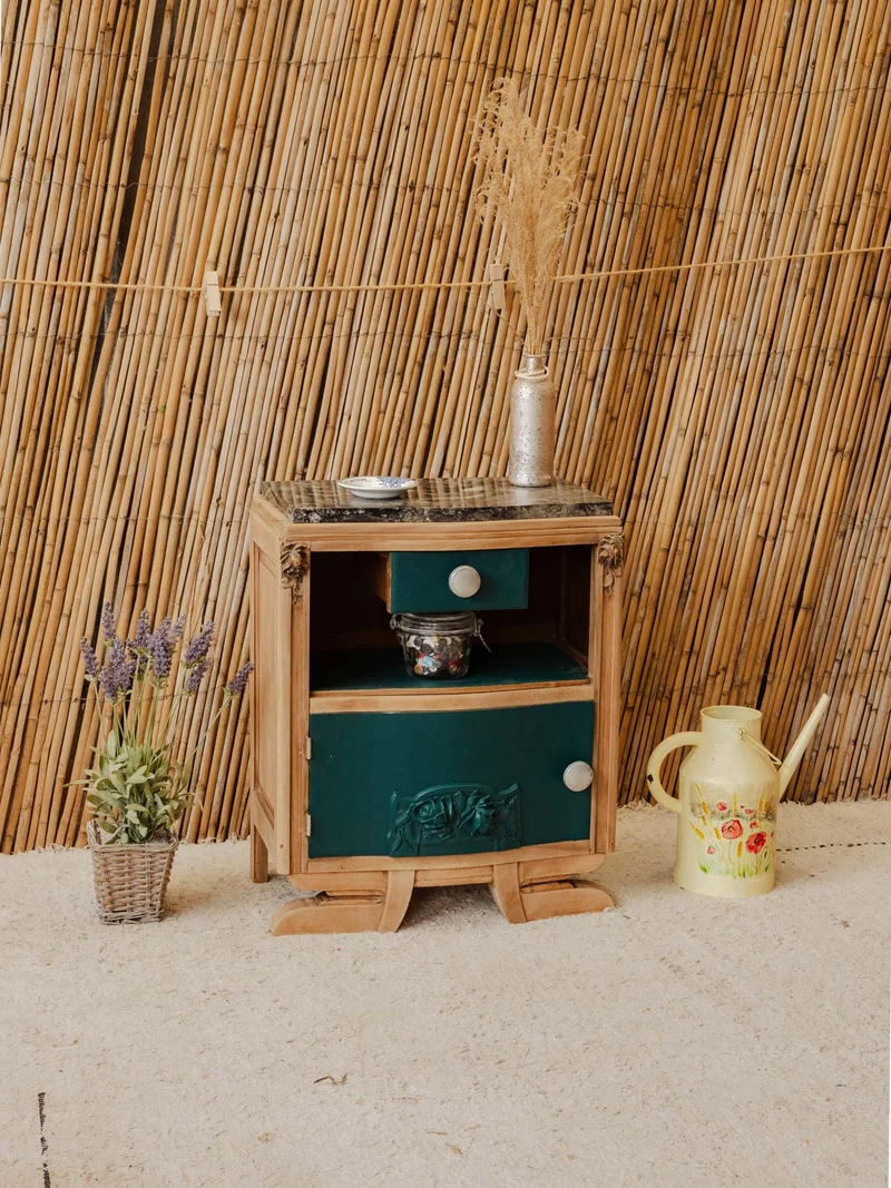 Gilbert, le petit buffet en bois et marbre N°1879
