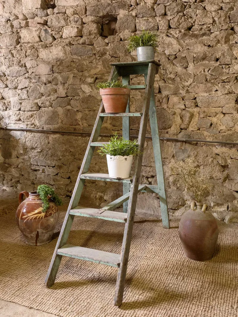Denis, l'escabeau en bois vert N°56