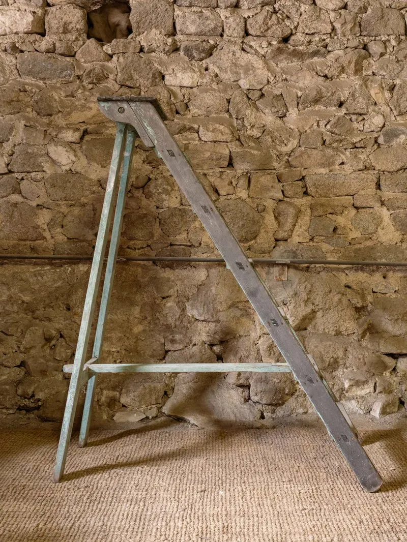 Denis, l'escabeau en bois vert N°56