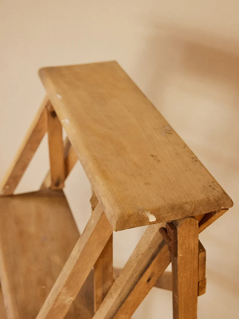 Denis, l'escabeau en bois N°55
