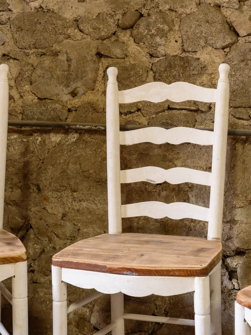 Claude, le lot de 3 chaises en bois N°1622