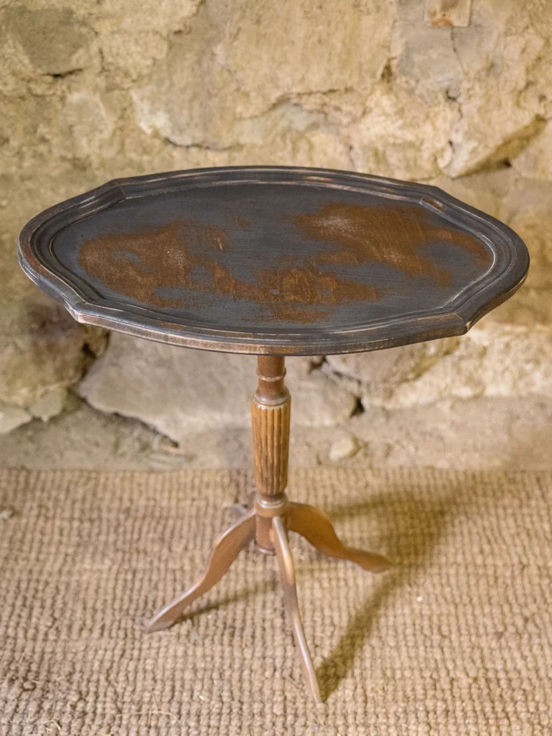Alfred, le guéridon en bois N°1443