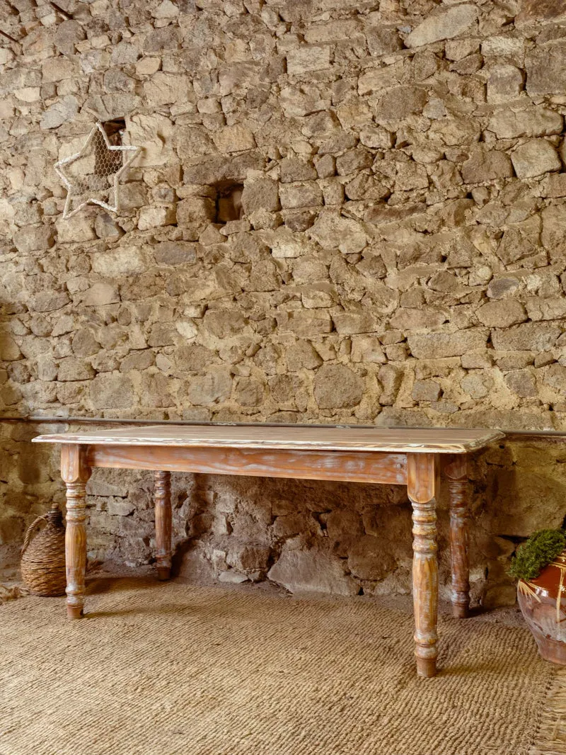 Romy, la table à manger en bois N°1540