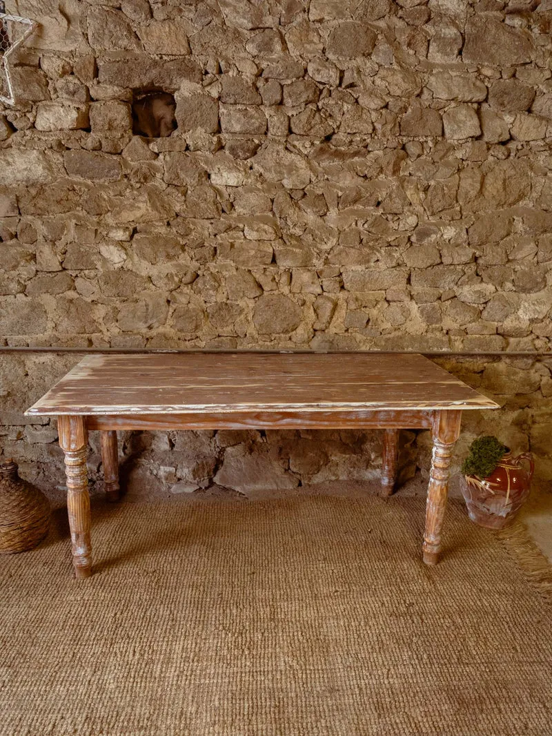 Romy, la table à manger en bois N°1540