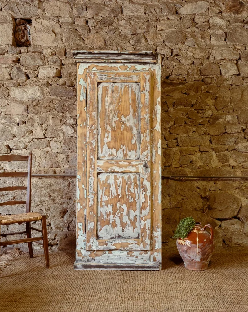 Blandine, la bonnetière en bois N°512