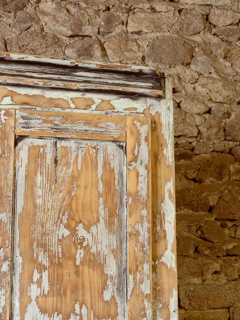 Blandine, la bonnetière en bois N°512