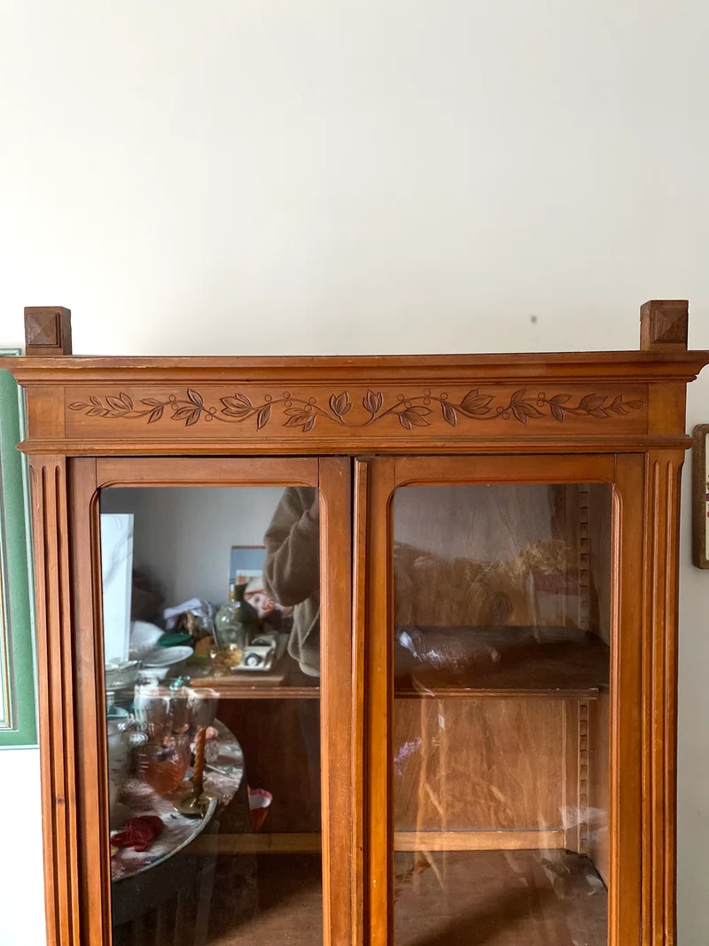 Bibliothèque vitrine en bois ancien