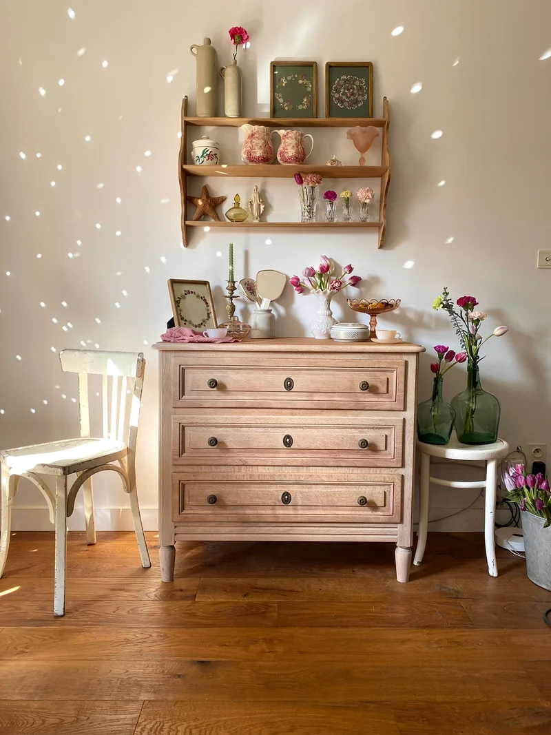 Commode 3 tiroirs en bois massif ancien rénové
