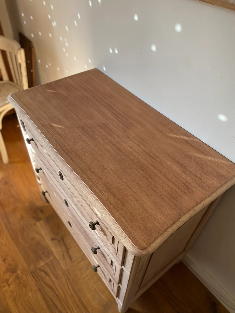 Commode 3 tiroirs en bois massif ancien rénové