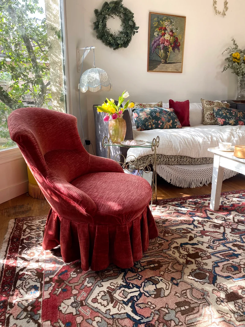 Fauteuil crapaud ancien en velours