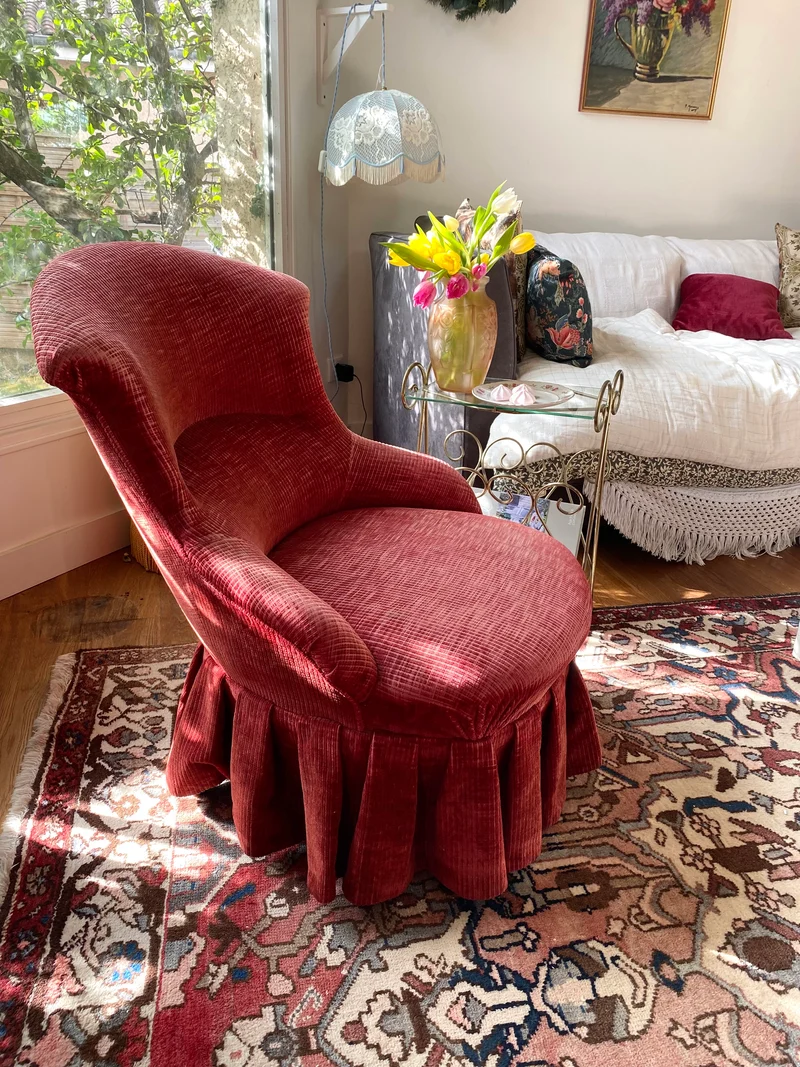 Fauteuil crapaud ancien en velours