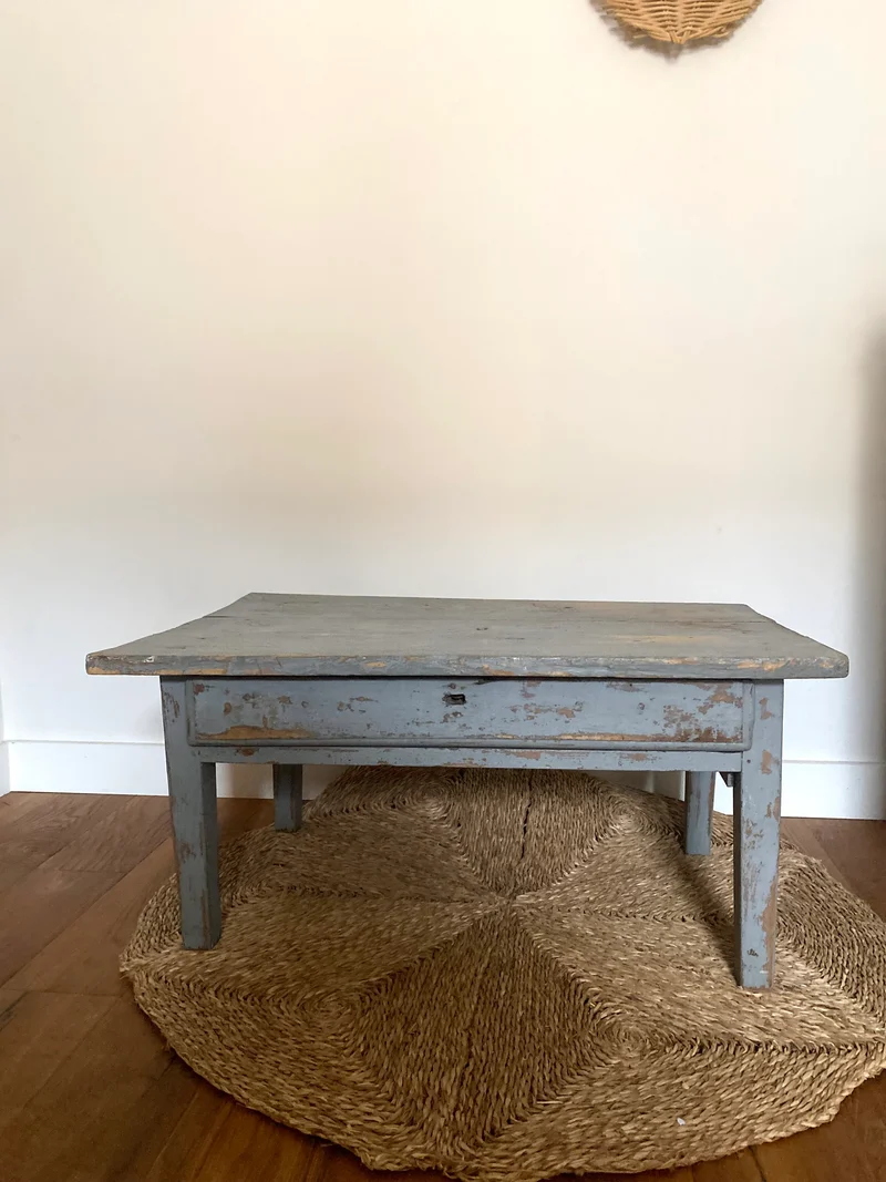 Table basse de ferme en bois ancien patiné
