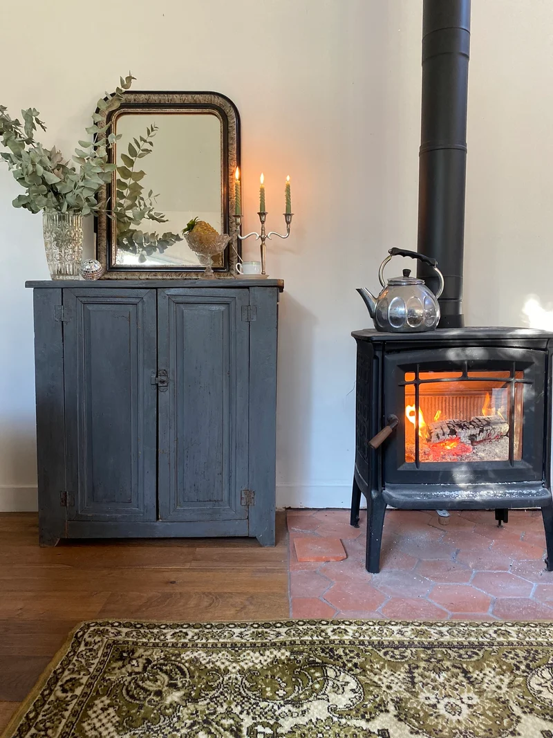 Buffet parisien en bois ancien gris