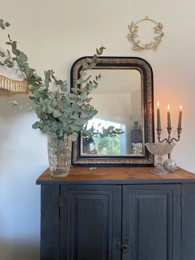 Buffet parisien en bois ancien gris