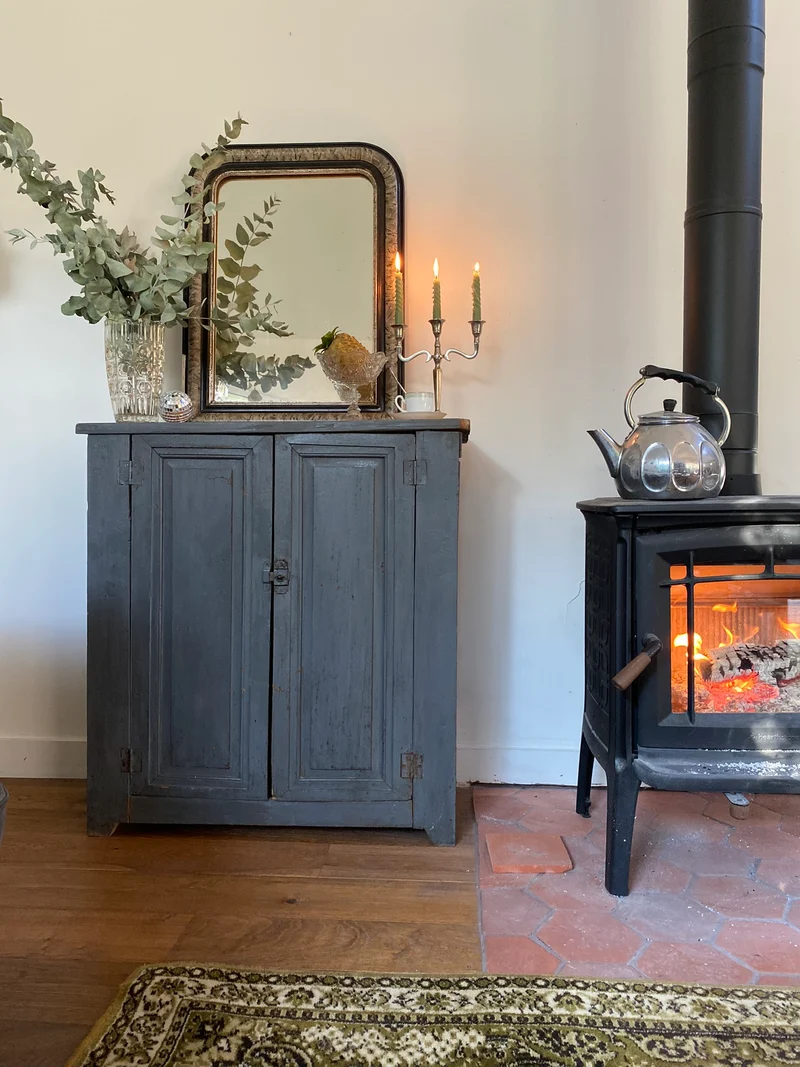 Buffet parisien en bois ancien gris