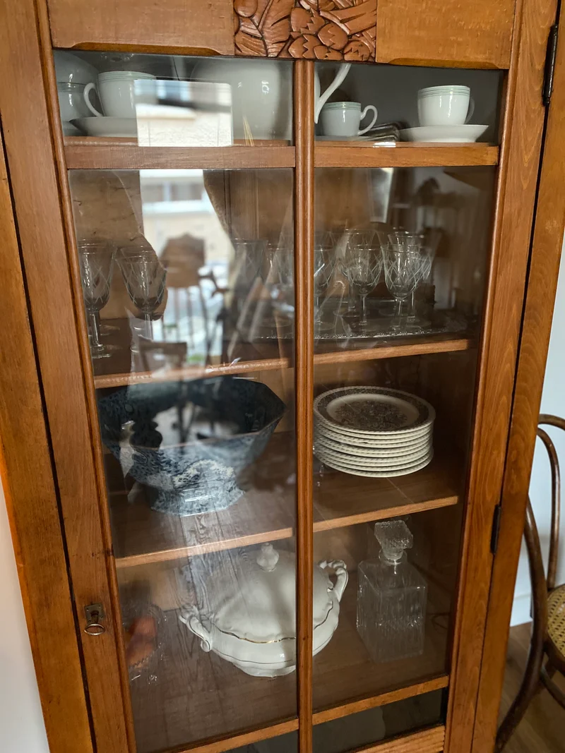 Armoire vitrine