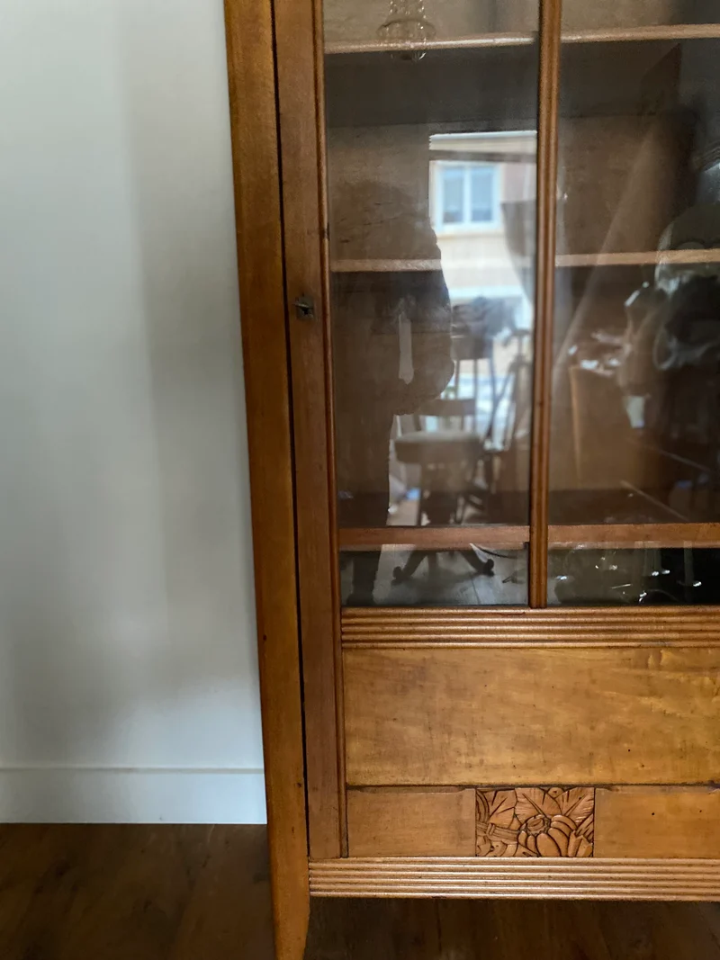 Armoire vitrine